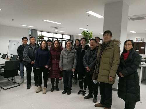 学院党政领导看望慰问高端人才2